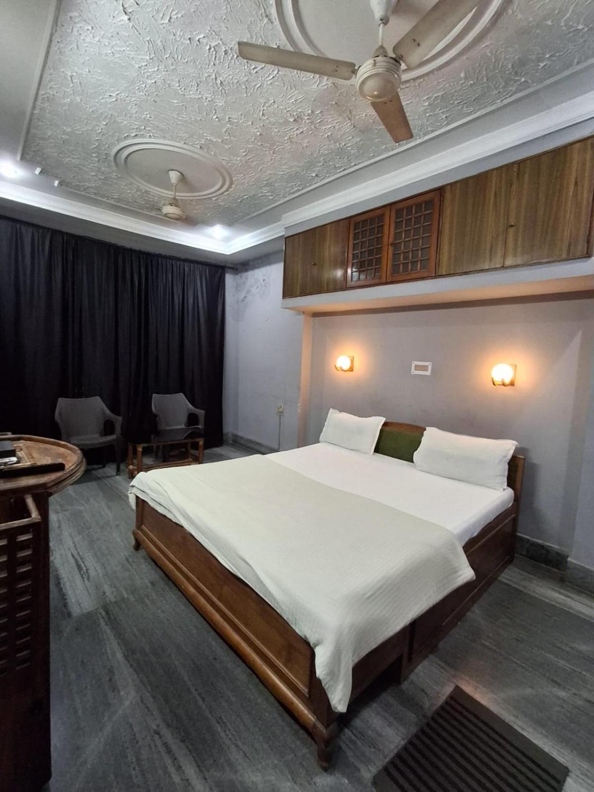 Exotic Villa Homestay Ґувахаті Екстер'єр фото