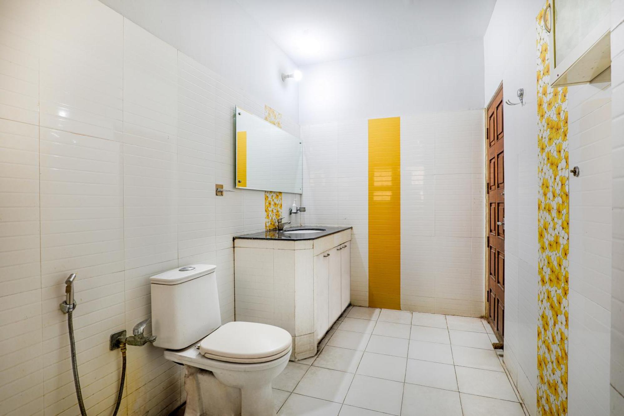 Exotic Villa Homestay Ґувахаті Екстер'єр фото