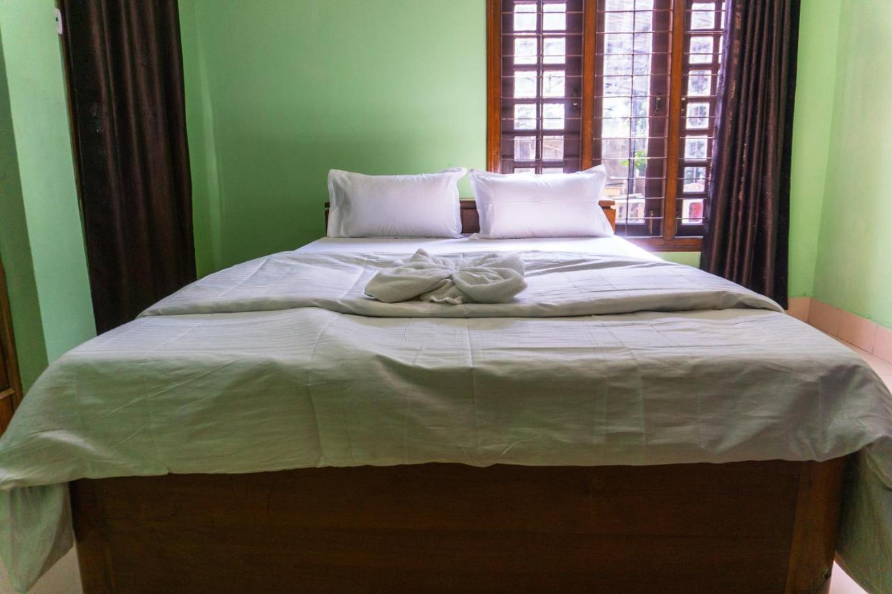 Exotic Villa Homestay Ґувахаті Екстер'єр фото